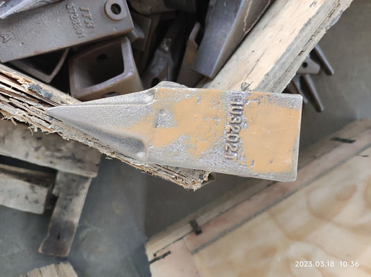 Piccolo escavatore Twin Tiger Tooth 1U3202 1U3202T 1U3202WT di TIG  J200 per J200